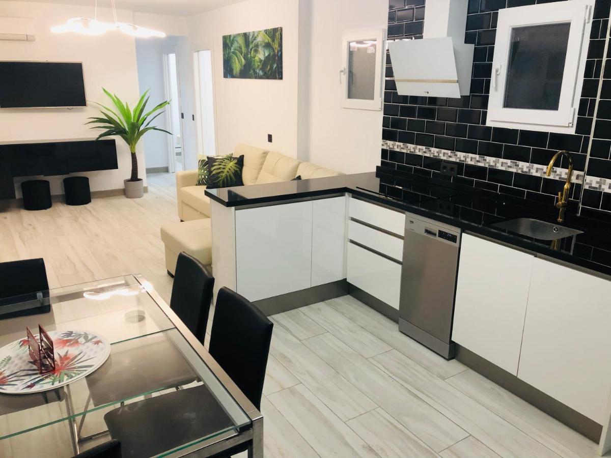 Apartamento Fabrynne Beach Μάλαγα Εξωτερικό φωτογραφία