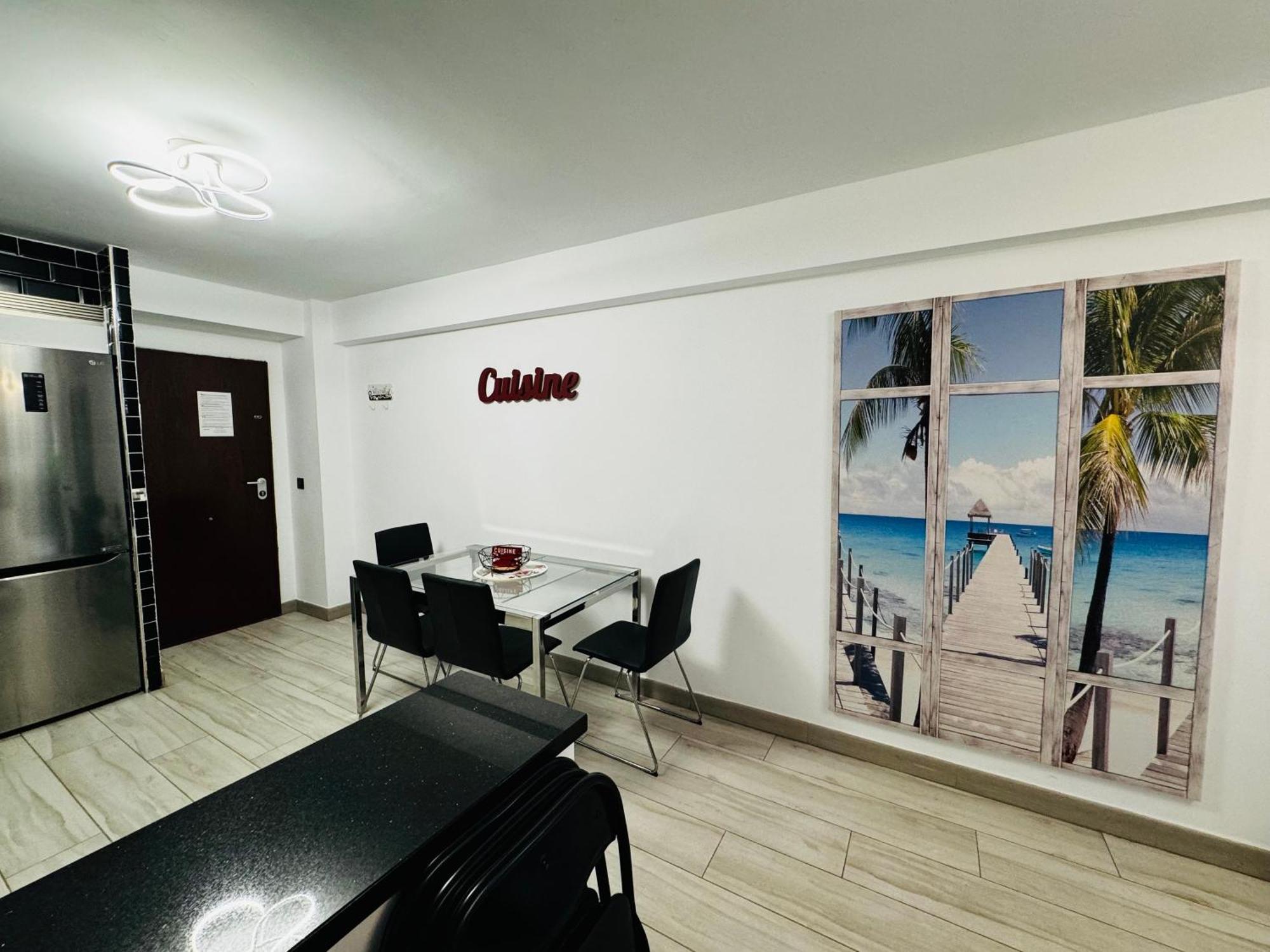Apartamento Fabrynne Beach Μάλαγα Εξωτερικό φωτογραφία